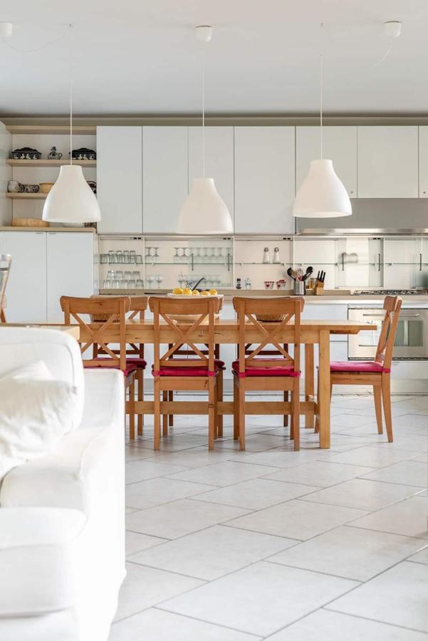 ליירנה Villa Elisabeth מראה חיצוני תמונה